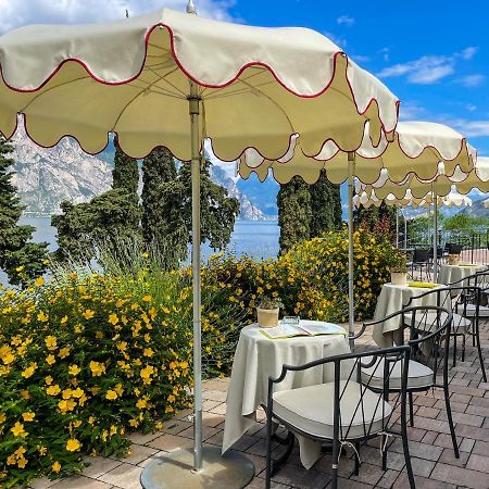 Hotel Oasi Beach Malcesine Buitenkant foto