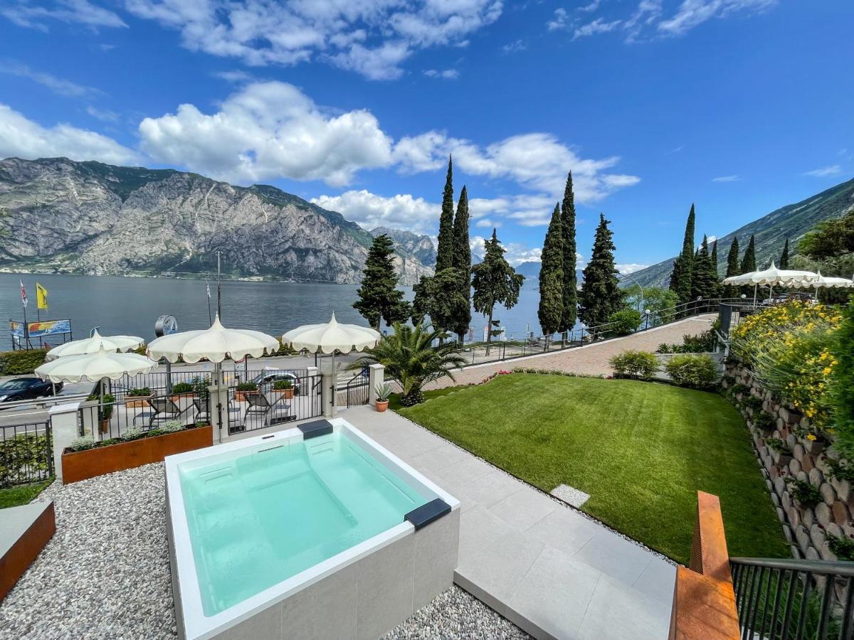 Hotel Oasi Beach Malcesine Buitenkant foto