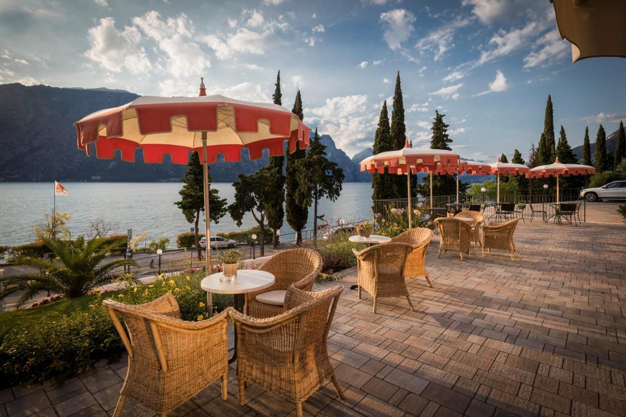 Hotel Oasi Beach Malcesine Buitenkant foto